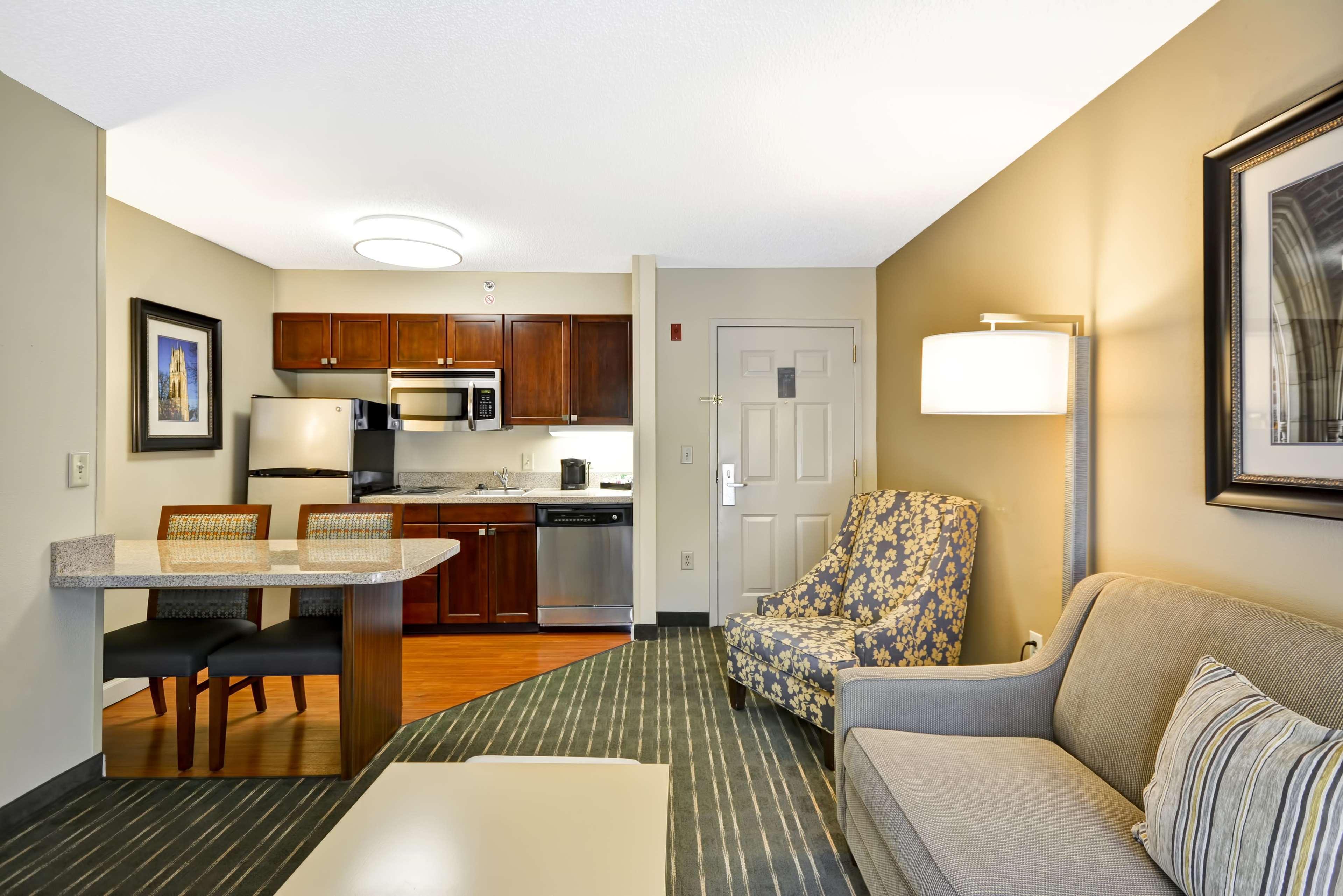 Homewood Suites Durham-Chapel Hill I-40 Bagian luar foto
